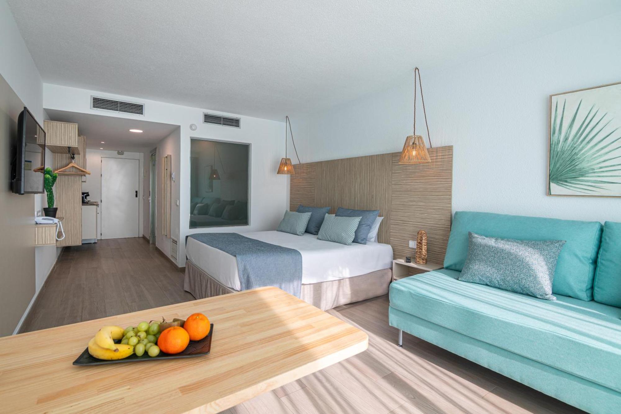 Junior Suite Pool View