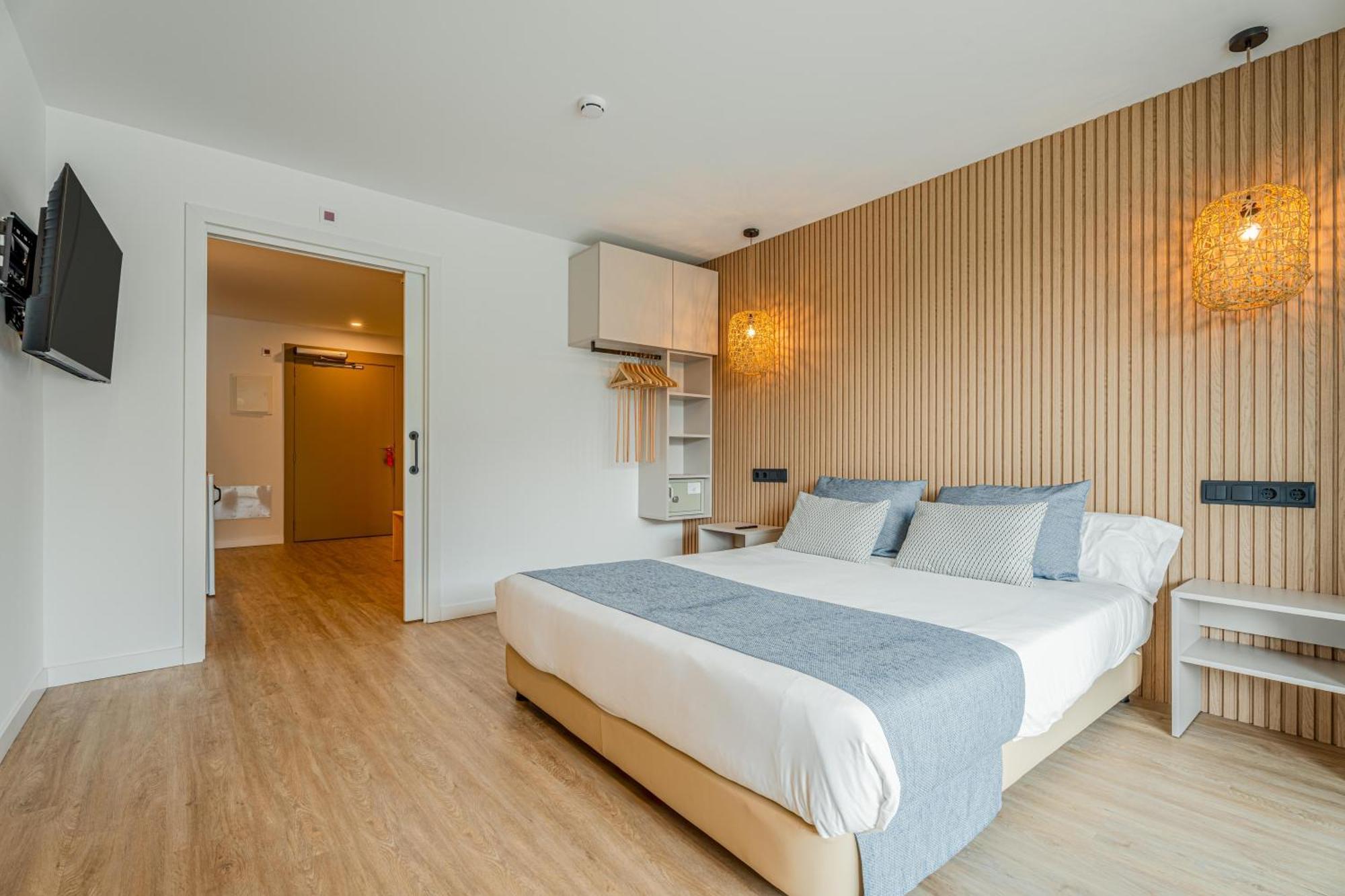 Universal Junior Suite